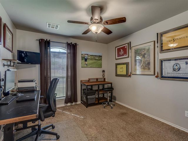 5888 Timberland Crossing, Guthrie, OK 73044