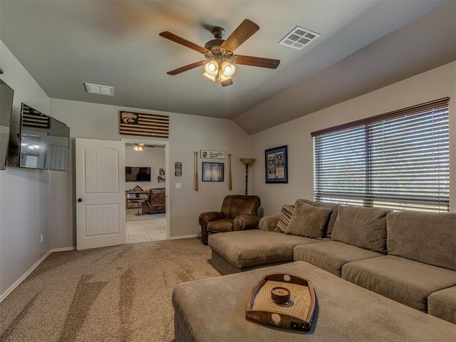 5888 Timberland Crossing, Guthrie, OK 73044