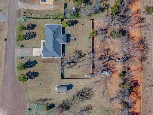 5888 Timberland Crossing, Guthrie, OK 73044