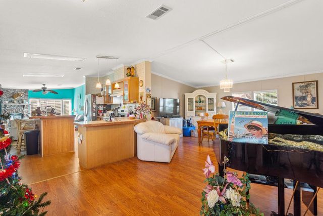 18 Nuevo Leon Road, Port St. Lucie, Port St Lucie, FL 34952