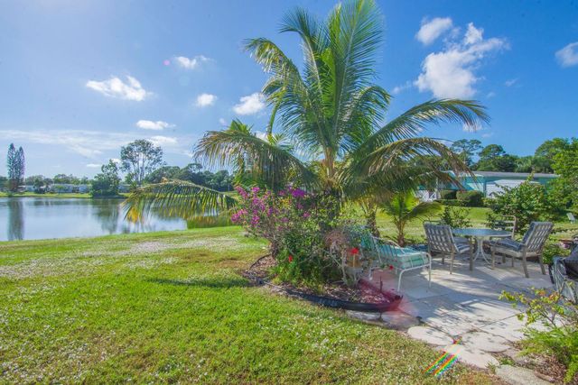 18 Nuevo Leon Road, Port St. Lucie, Port St Lucie, FL 34952