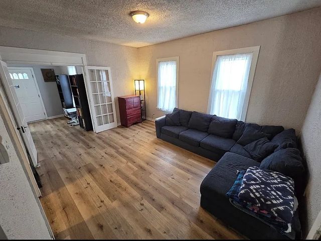 578 2nd Avenue, Aurora, IL 60505