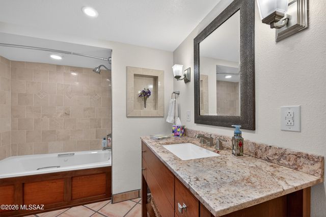 11361 E Calle Vaqueros, Tucson, AZ 85749