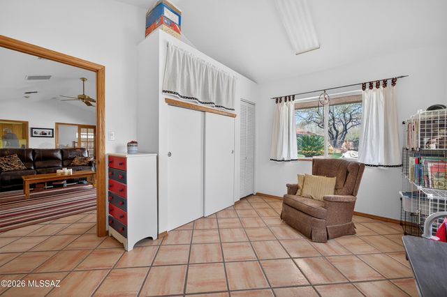 11361 E Calle Vaqueros, Tucson, AZ 85749