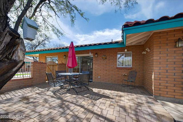 11361 E Calle Vaqueros, Tucson, AZ 85749
