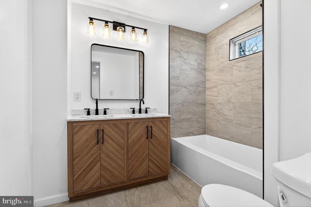 134 GRAND AVE, Hamilton, NJ 08610