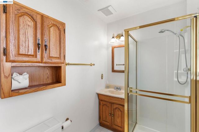 35446 Cleremont Dr, Newark, CA 94560