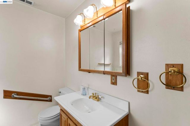 35446 Cleremont Dr, Newark, CA 94560