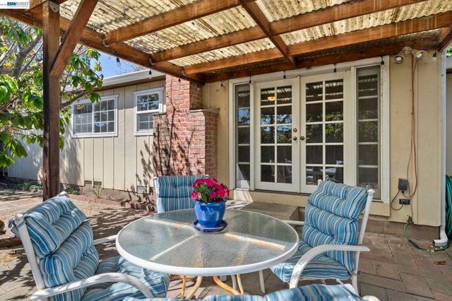 35446 Cleremont Dr, Newark, CA 94560