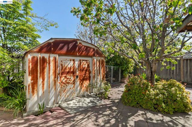 35446 Cleremont Dr, Newark, CA 94560