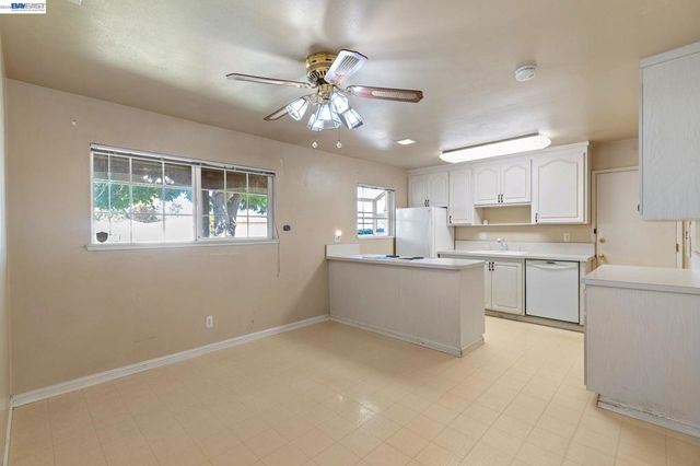 35446 Cleremont Dr, Newark, CA 94560