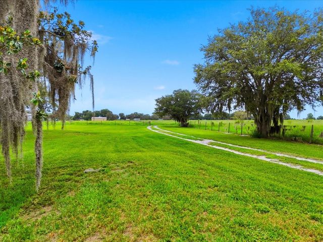 1645 HWY 630 W, Frostproof, FL 33843