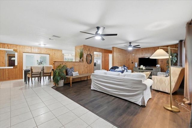 1645 HWY 630 W, Frostproof, FL 33843