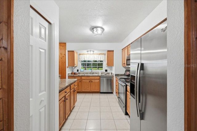 1645 HWY 630 W, Frostproof, FL 33843
