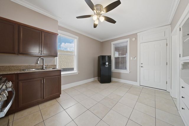 3115 W 54th Place 2, Chicago, IL 60632