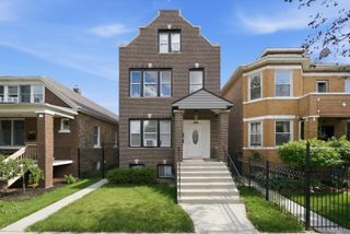 3115 W 54th Place 2, Chicago, IL 60632