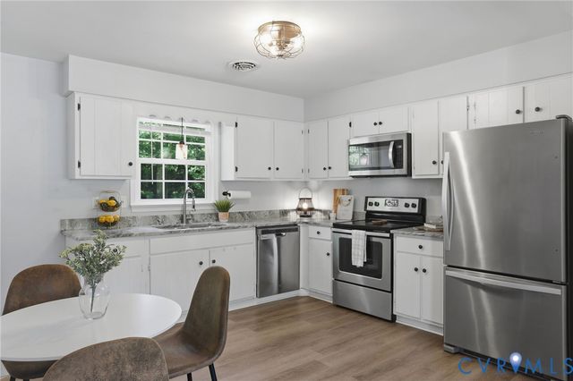 11112 Puckett Pl, Chesterfield, VA 23112