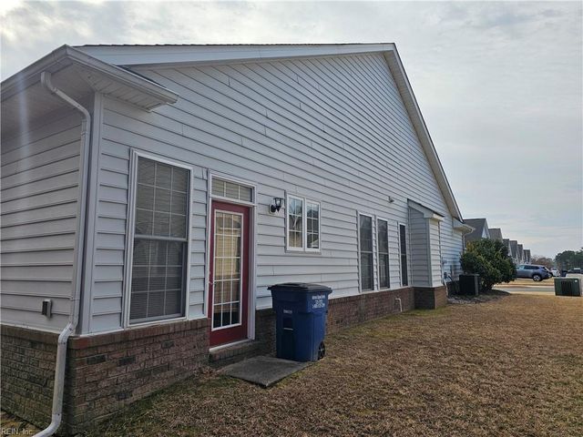 2391 River Club WAY, Hayes, VA 23072