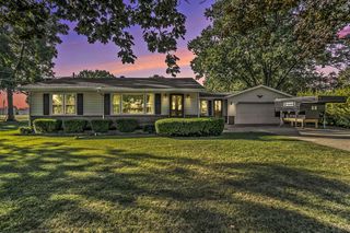 26945 Fawn River Road, Sturgis, MI 49091