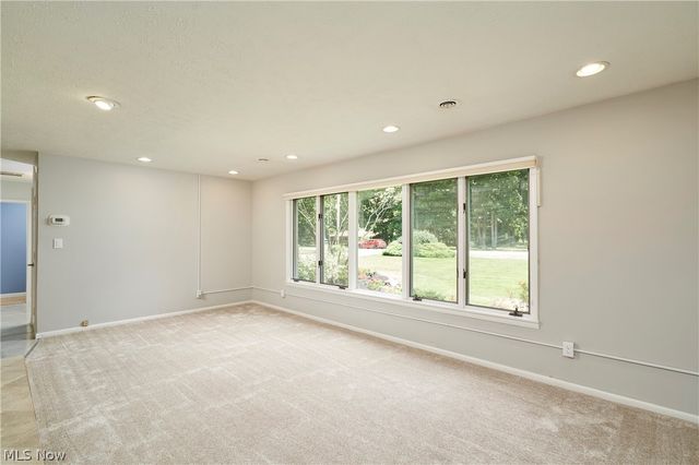 994 Worton Park Drive, Mayfield Village, OH 44143
