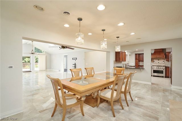 994 Worton Park Drive, Mayfield Village, OH 44143