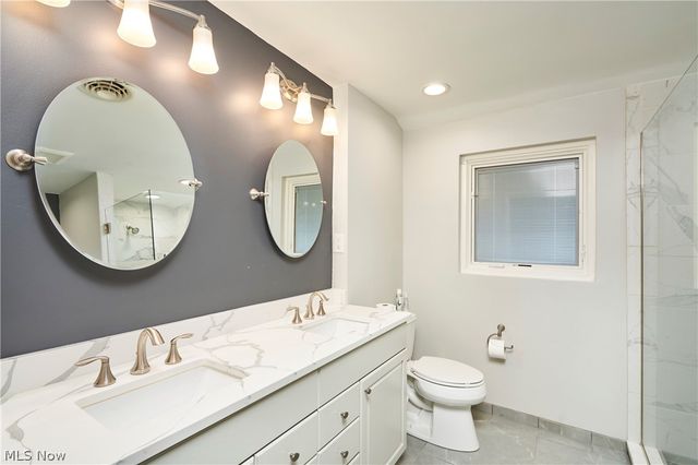 994 Worton Park Drive, Mayfield Village, OH 44143