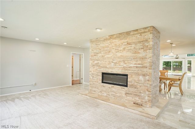 994 Worton Park Drive, Mayfield Village, OH 44143