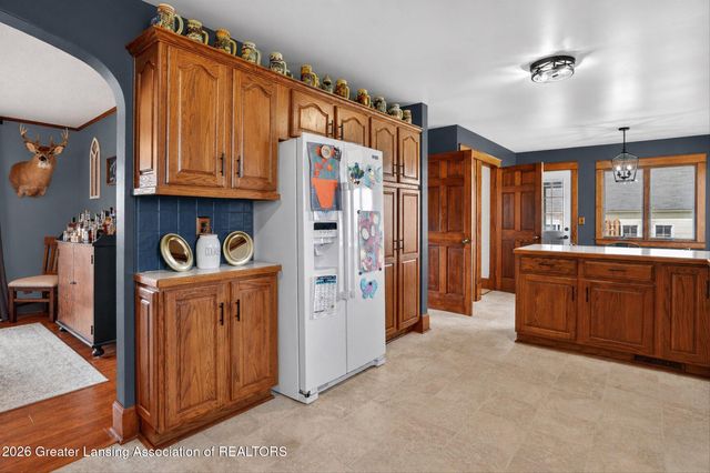7613 Benton Road, Charlotte, MI 48813