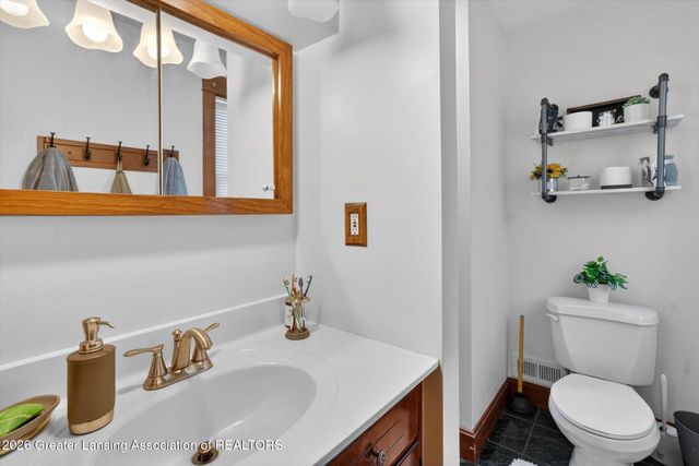 7613 Benton Road, Charlotte, MI 48813