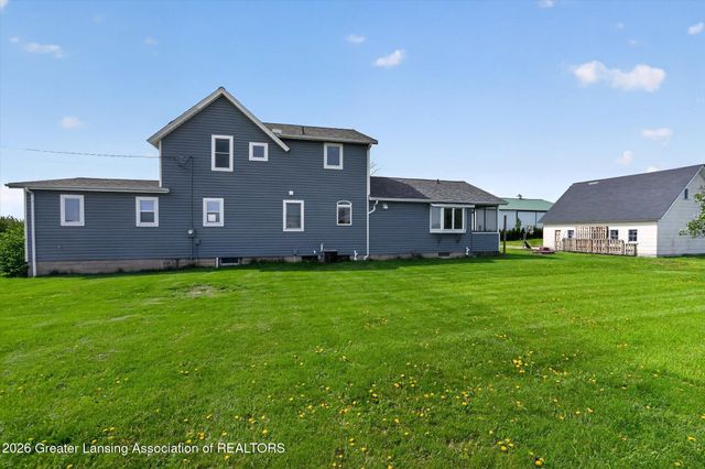 7613 Benton Road, Charlotte, MI 48813