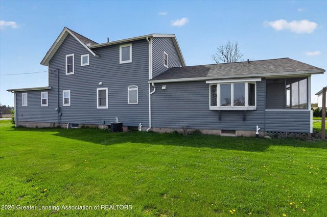 7613 Benton Road, Charlotte, MI 48813