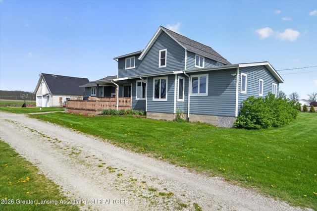 7613 Benton Road, Charlotte, MI 48813