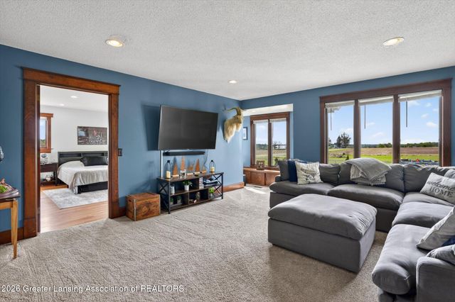7613 Benton Road, Charlotte, MI 48813