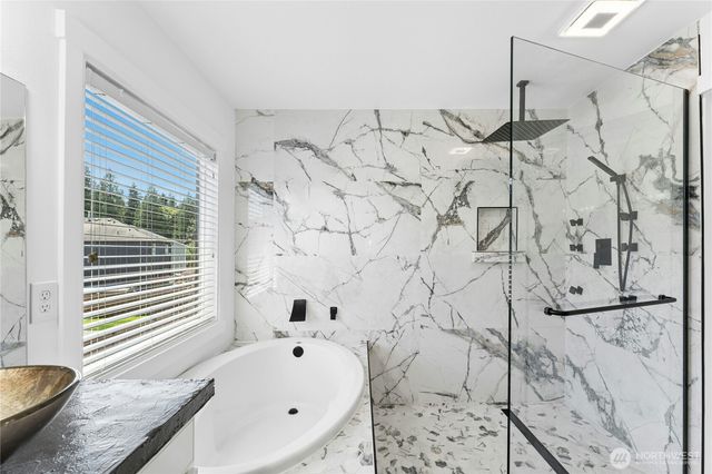 7638 13th Street SE, Lake Stevens, WA 98258