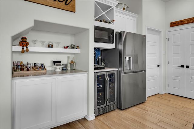 113 John Russell Dr, Portland, TX 78374