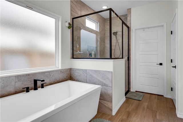 113 John Russell Dr, Portland, TX 78374