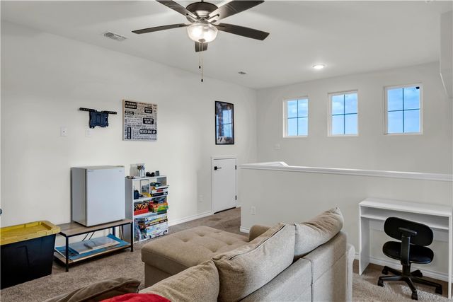 113 John Russell Dr, Portland, TX 78374