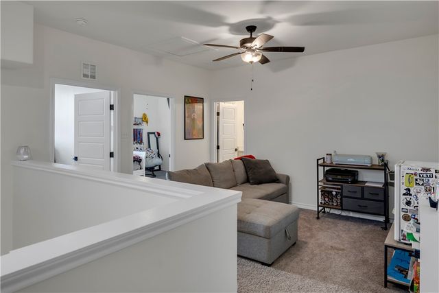 113 John Russell Dr, Portland, TX 78374