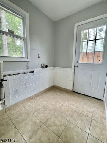 544 Mountain Ave, North Plainfield Boro, NJ 07062