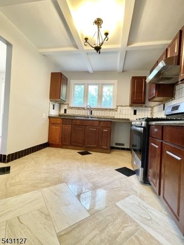 544 Mountain Ave, North Plainfield Boro, NJ 07062