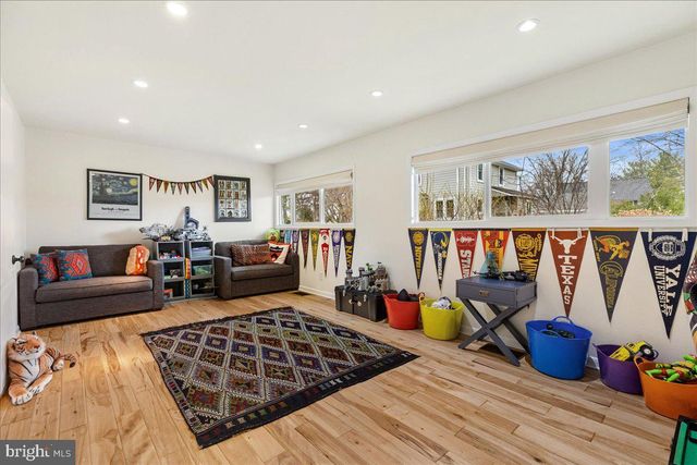 207 MANSGROVE RD, Princeton, NJ 08540