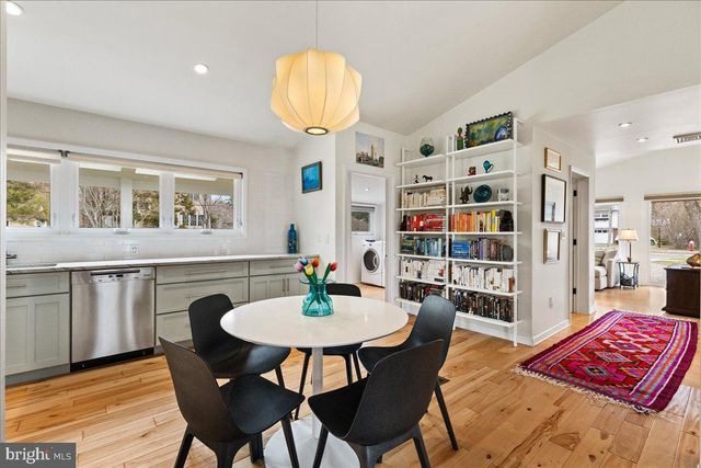 207 MANSGROVE RD, Princeton, NJ 08540