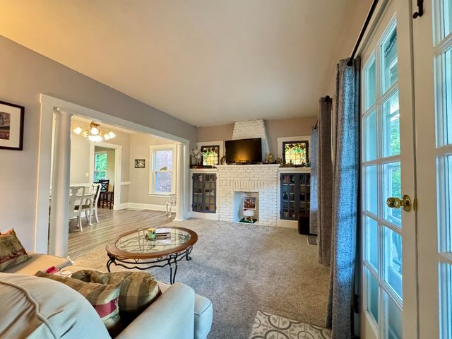 128 W Walnut Street, Southgate, KY 41071