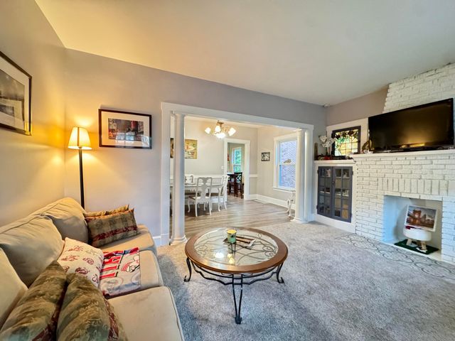 128 W Walnut Street, Southgate, KY 41071