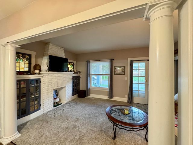 128 W Walnut Street, Southgate, KY 41071