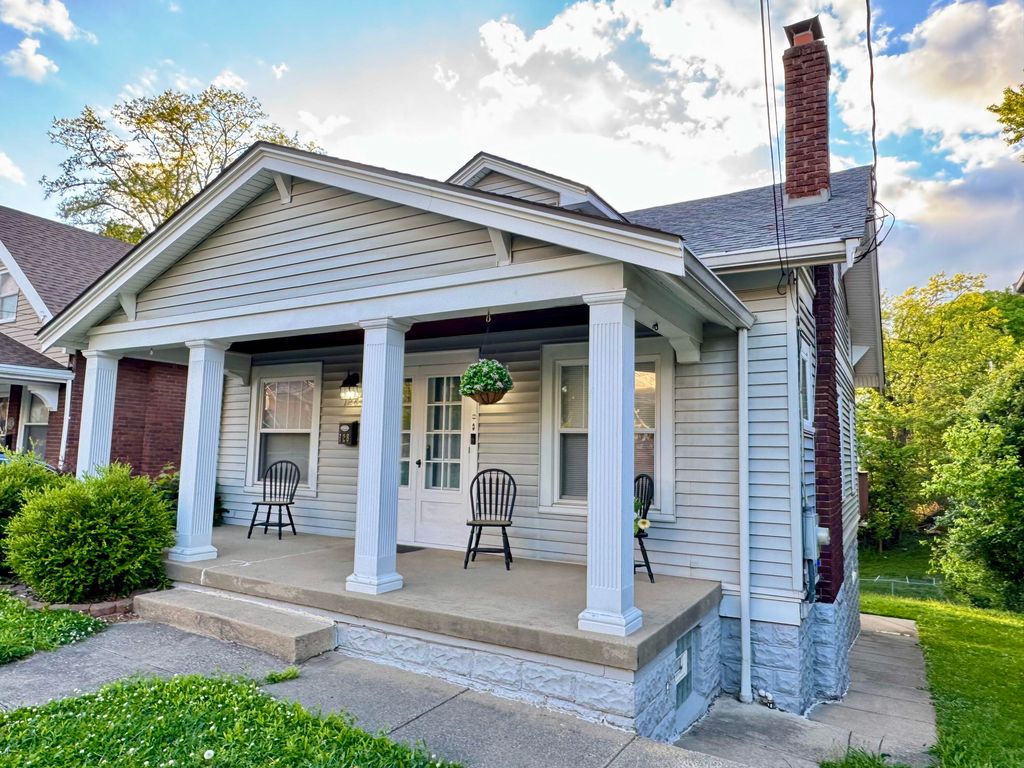 128 W Walnut Street, Southgate, KY 41071