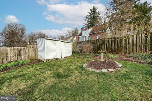 322 CRESTON RD, York, PA 17403