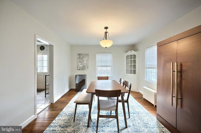 322 CRESTON RD, York, PA 17403