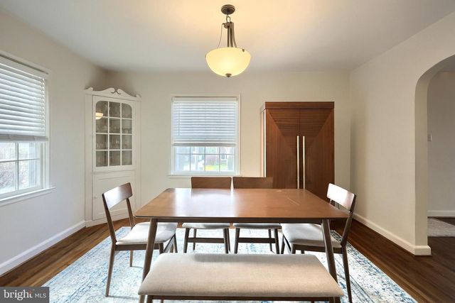 322 CRESTON RD, York, PA 17403