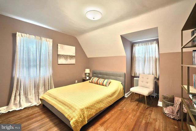 322 CRESTON RD, York, PA 17403